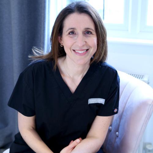Dr Emily Simon
