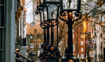 Mayfair Walk - with A Jewish Twist