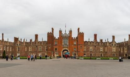 A Virtual Tour of Hampton Court Palace with Jewish Connections