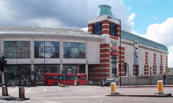 Finchley Road 02 Centre